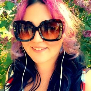 Meet your Posher, Amanda